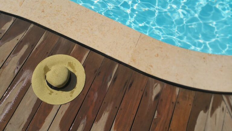 Everything You Need to Know: How Holiday Pay Really Works in Canada
