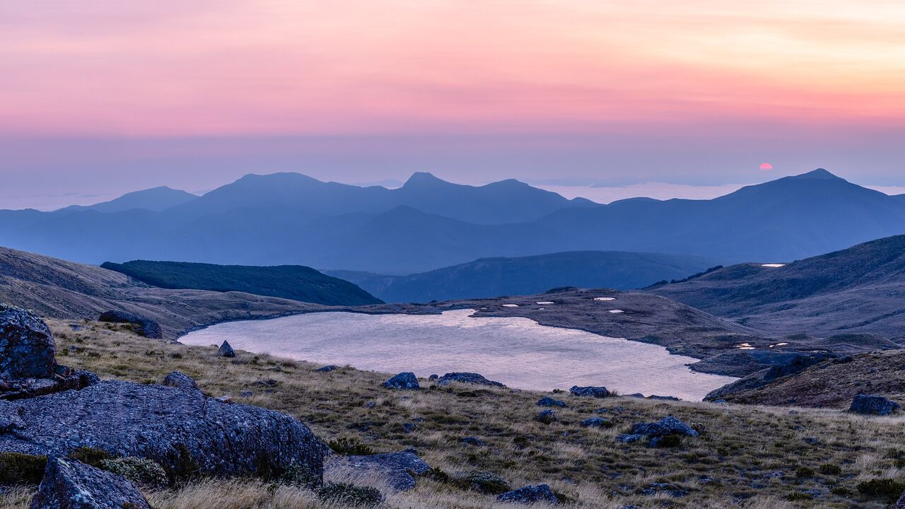 New Zealand public holiday scenery, Oceania